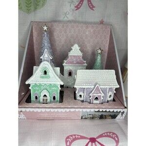 Cupcakes And Cashmere LED Gingerbread Village Set